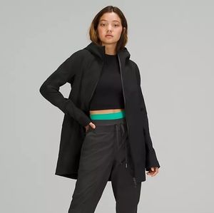 Lululemon jacket size 6